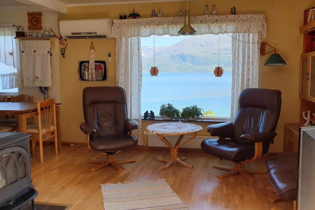 Traditional Farm House Located Close To Fjord Lyngseidet Exterior photo